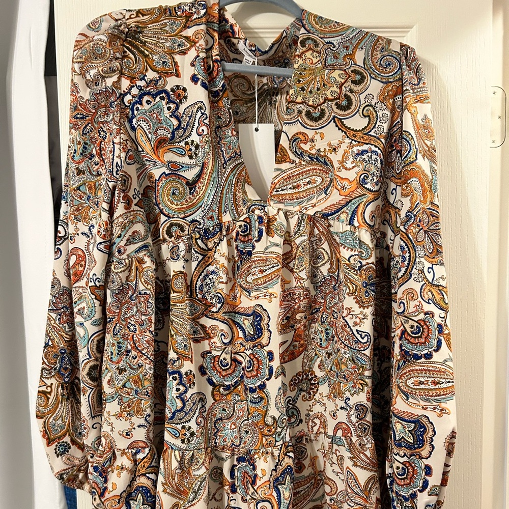 Anniewear Paisley Dress-V-Neck & Darling